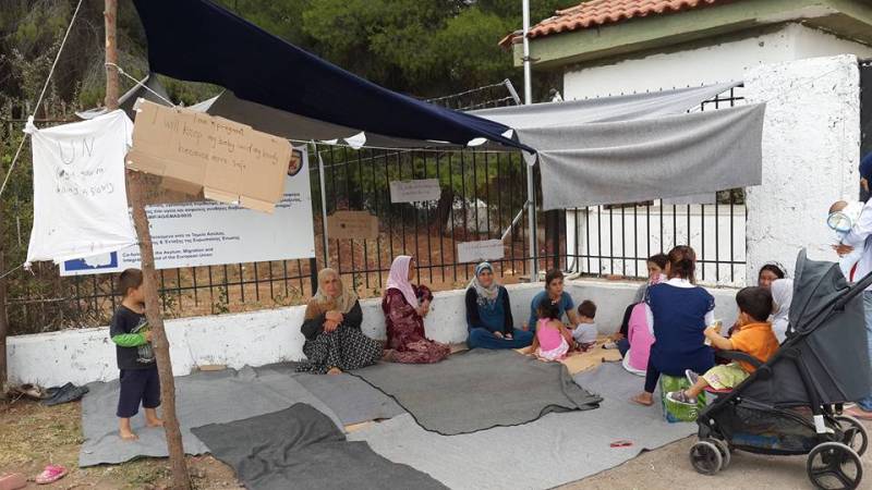 απεργία πείνας 10 εγκύων γυναικών στο κέντρο φιλοξενίας προσφύγων της Ριτσώνας